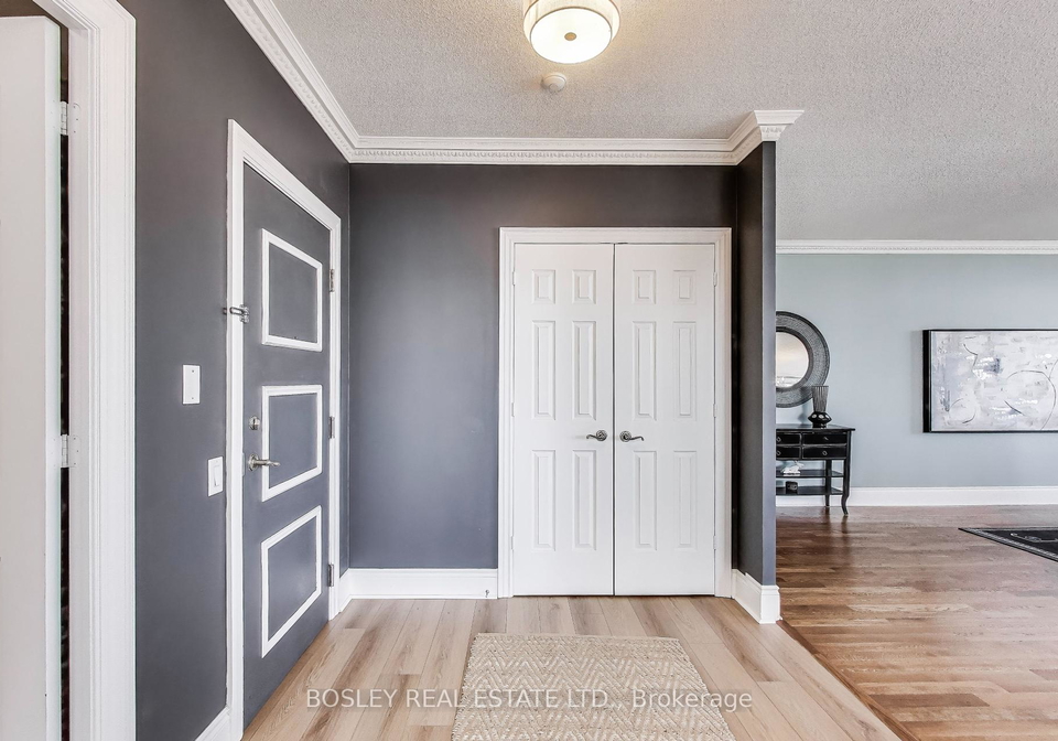 5229-dundas-street-w-etobicoke-ontario-w12387473