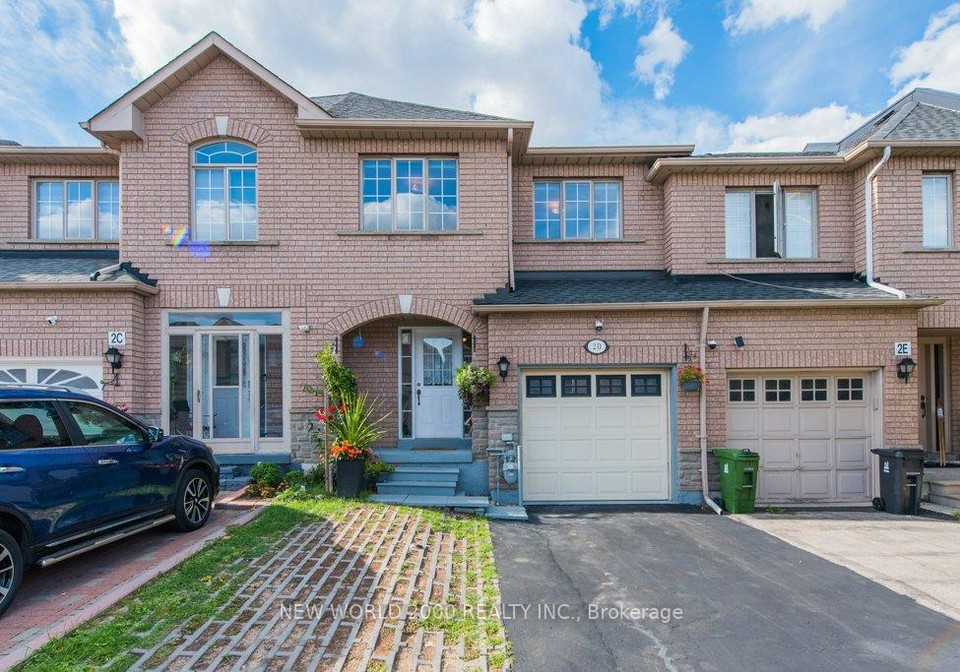 2d-view-green-crescent-e-etobicoke-ontario-w12387641