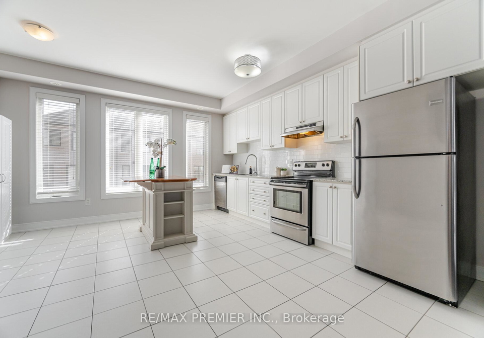 1204-beachcomber-road-n-mississauga-ontario-w12387689