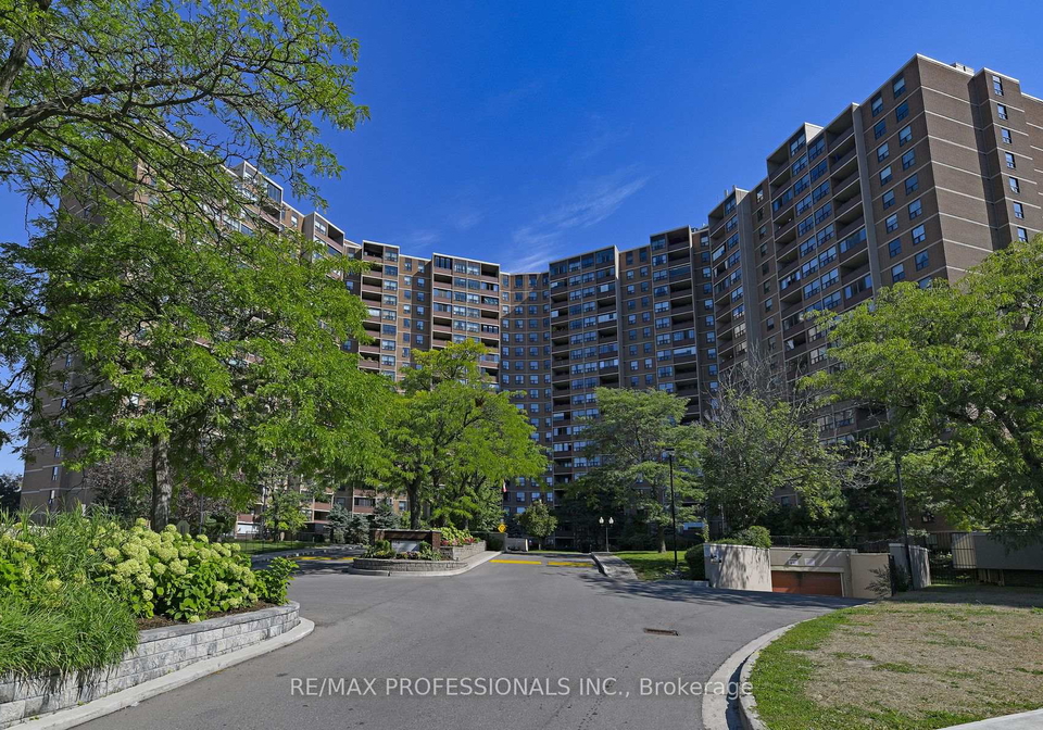 716-the-west-mall-etobicoke-ontario-w12387931