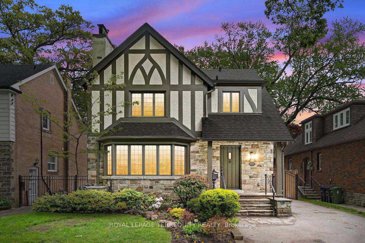 971-royal-york-road-etobicoke-ontario-w12387935
