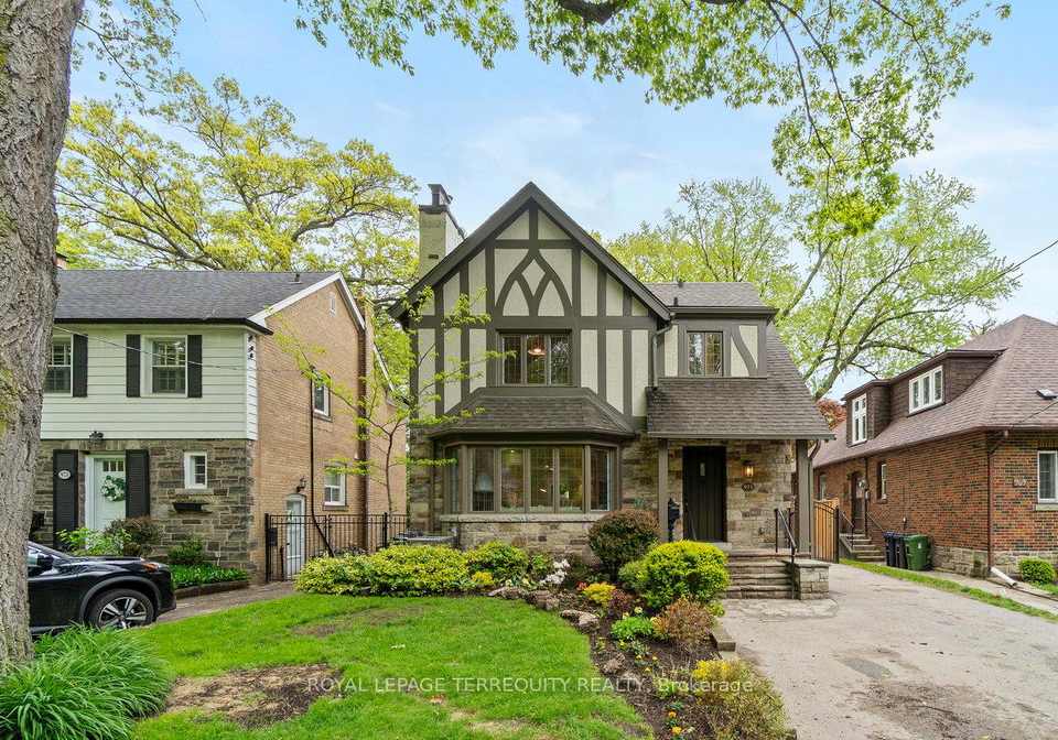 971-royal-york-road-etobicoke-ontario-w12387935