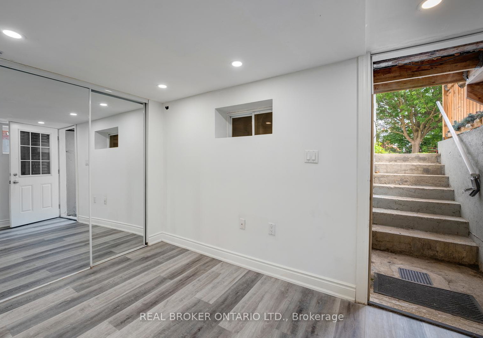 63-thirty-ninth-street-etobicoke-ontario-w12388088