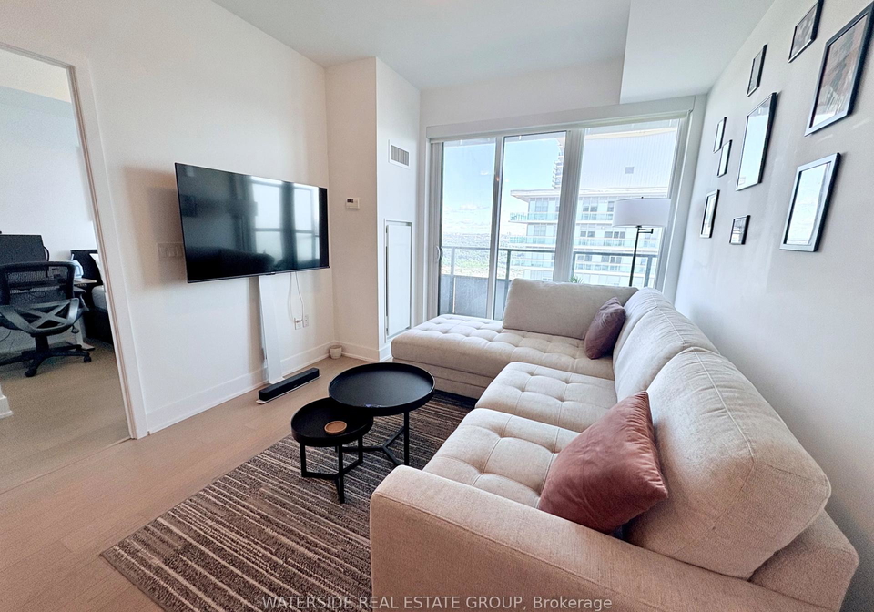 30-shore-breeze-drive-etobicoke-ontario-w12388309