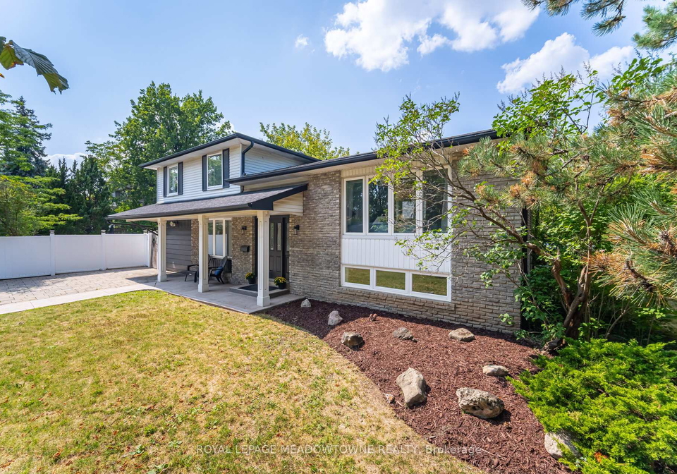 653-joyce-boulevard-milton-ontario-w12388382