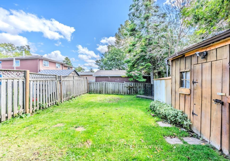 102-burbank-crescent-orangeville-ontario-w12388422