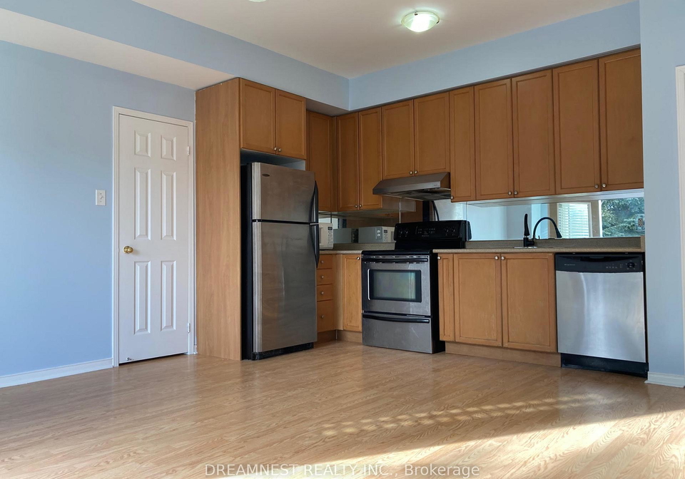 4975-southampton-drive-mississauga-ontario-w12388436