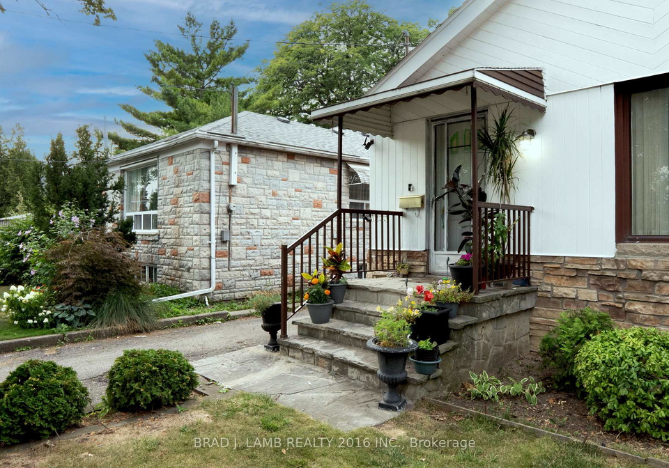 42-lynnford-drive-etobicoke-ontario-w12388620