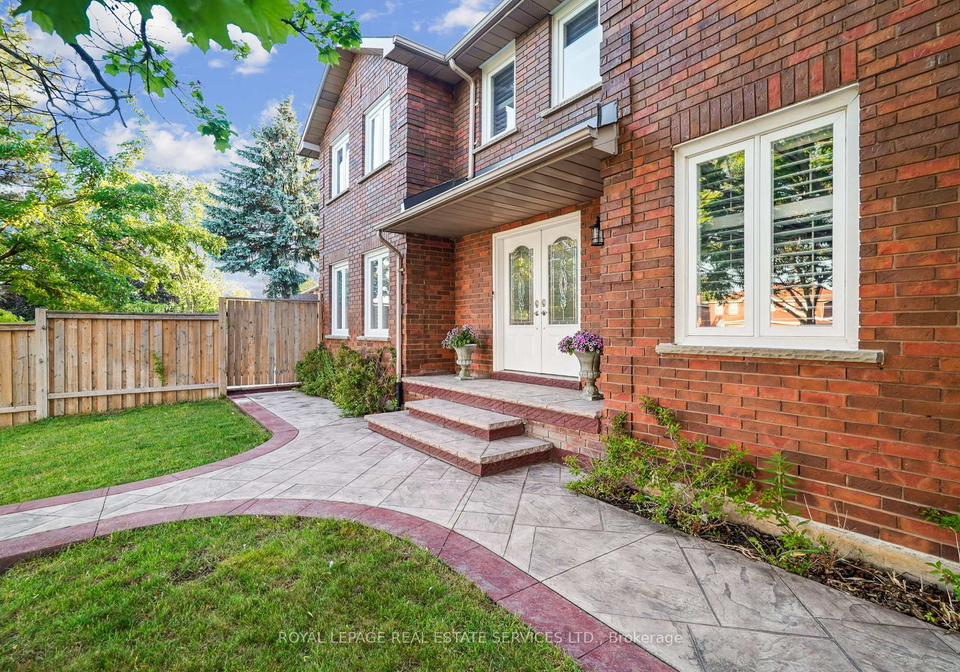 2814-guilford-crescent-oakville-ontario-w12388629