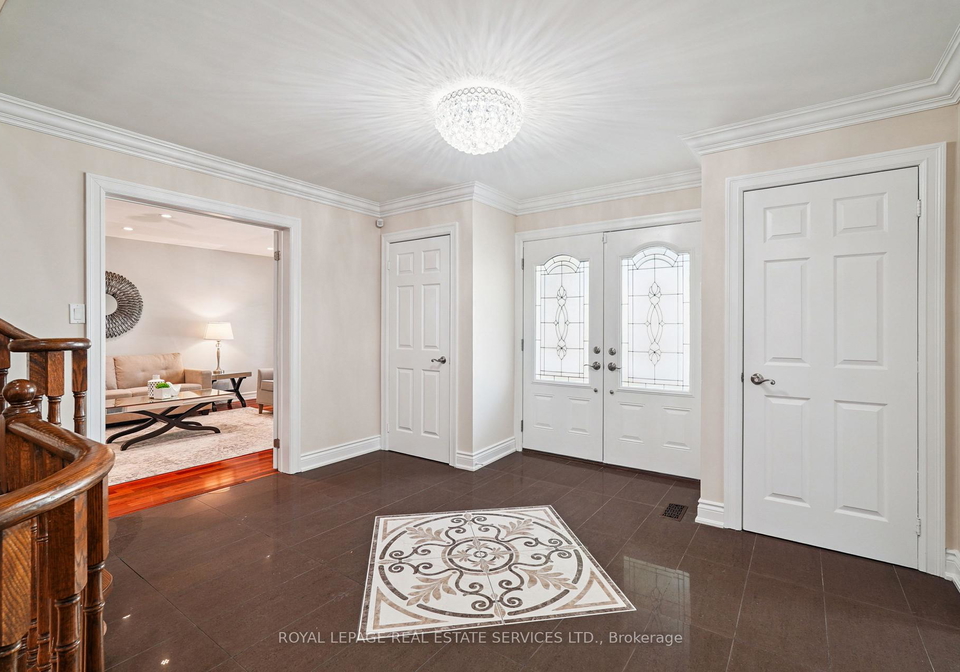 2814-guilford-crescent-oakville-ontario-w12388629