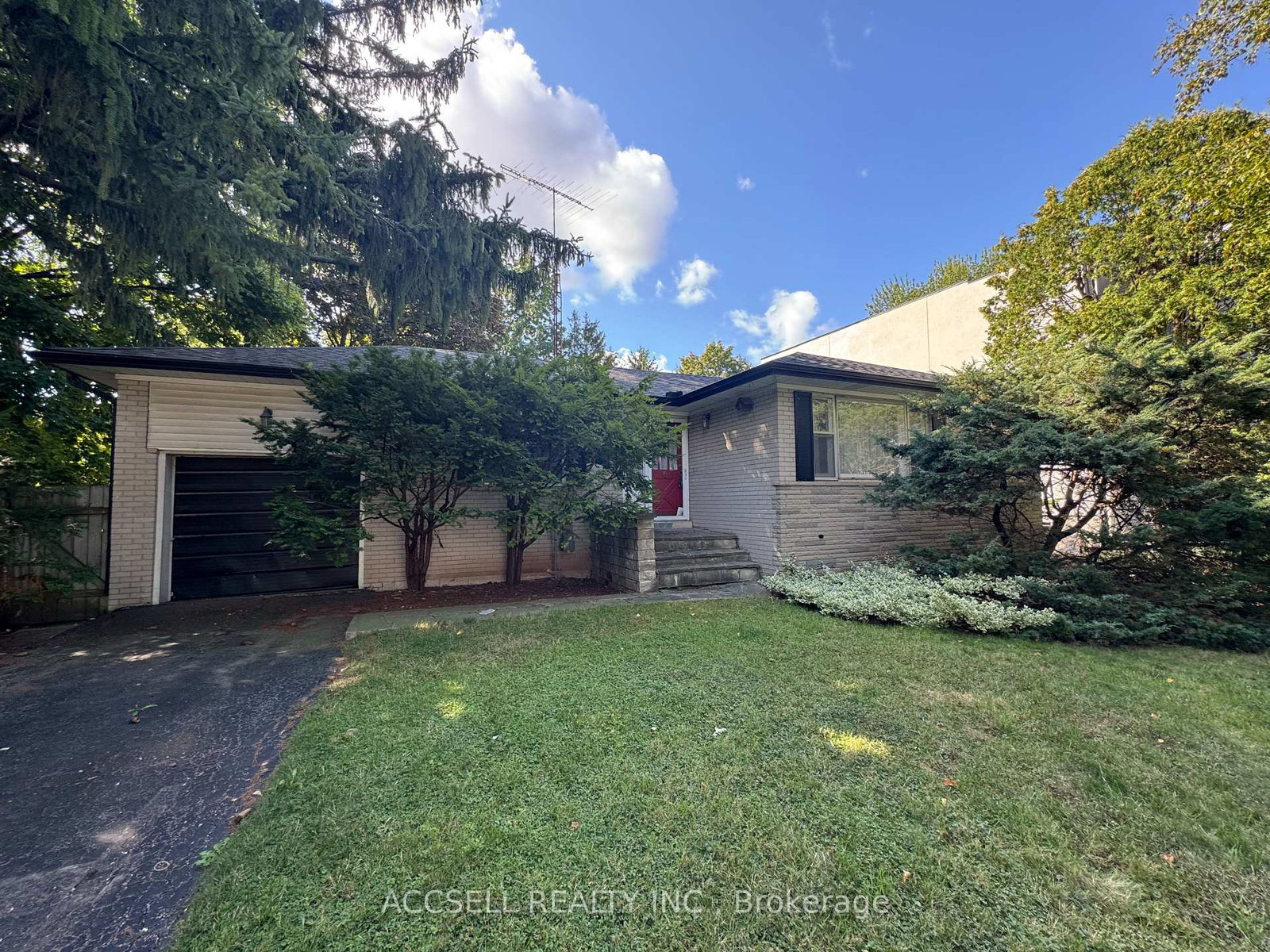 1358-sedgewick-crescent-oakville-ontario-w12388679