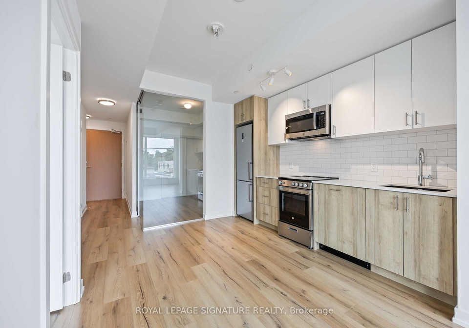 1195-the-queensway-street-etobicoke-ontario-w12388762