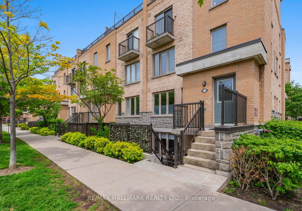 9-foundry-avenue-toronto-ontario-w12388803