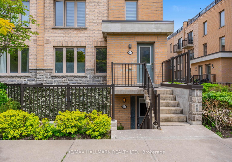 9-foundry-avenue-toronto-ontario-w12388803