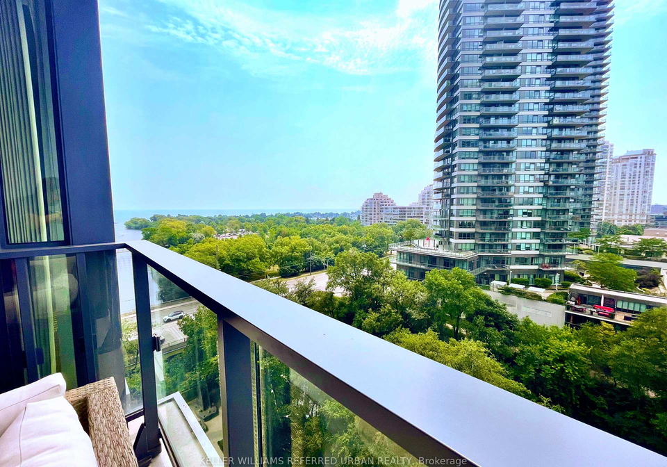 2212-lake-shore-boulevard-w-etobicoke-ontario-w12388854