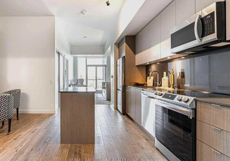 133-bronte-road-oakville-ontario-w12388857