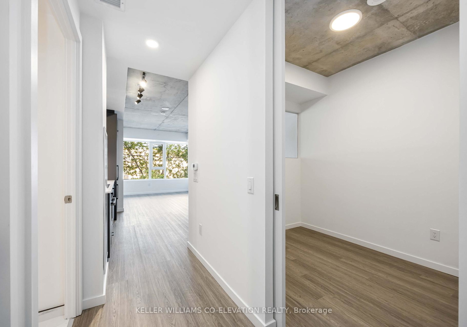 689-the-queensway-street-etobicoke-ontario-w12388951