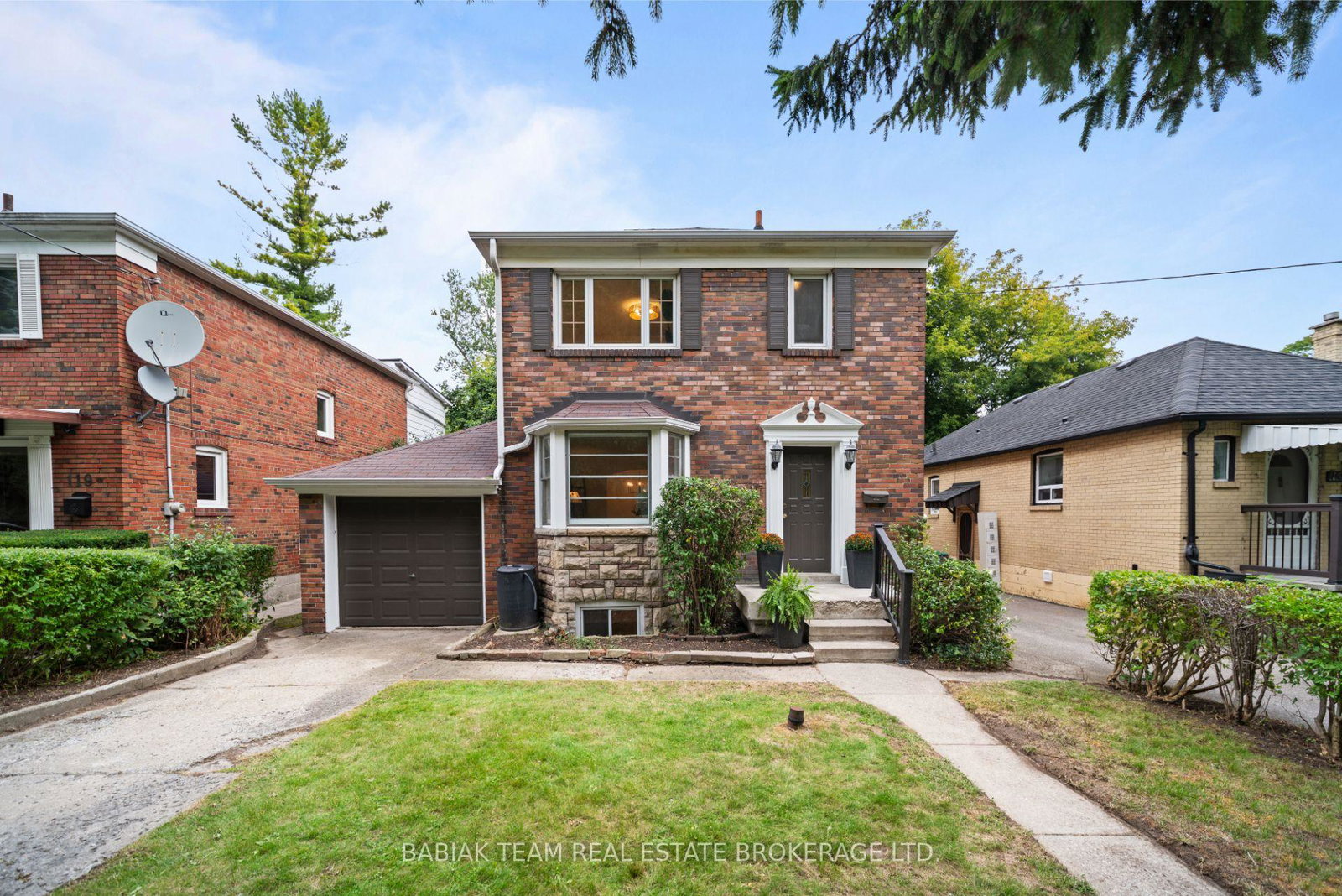 117-south-kingsway-toronto-ontario-w12389035
