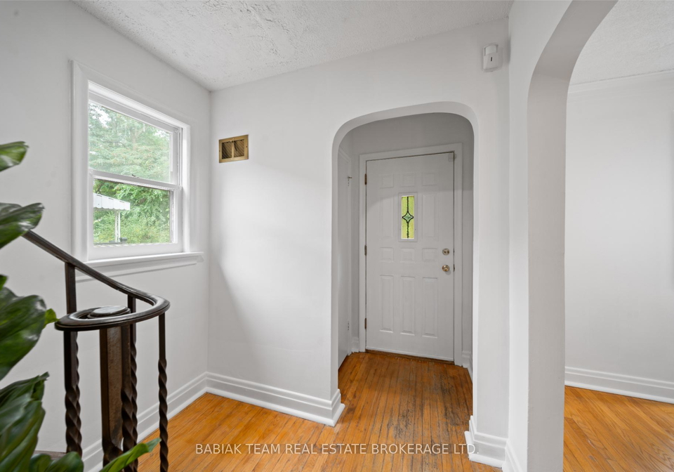 117-south-kingsway-toronto-ontario-w12389035