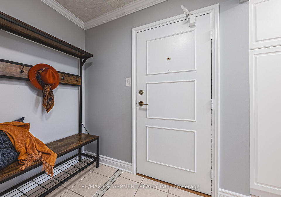 2055-upper-middle-road-burlington-ontario-w12389152
