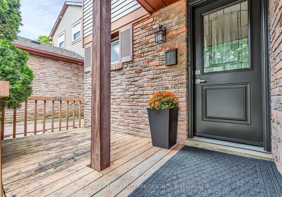 4-wesmorland-avenue-brampton-ontario-w12389555