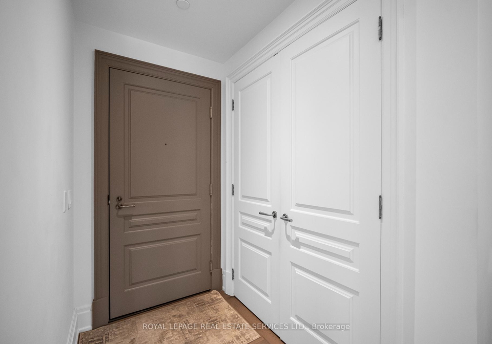 4-the-kingsway-etobicoke-ontario-w12389978