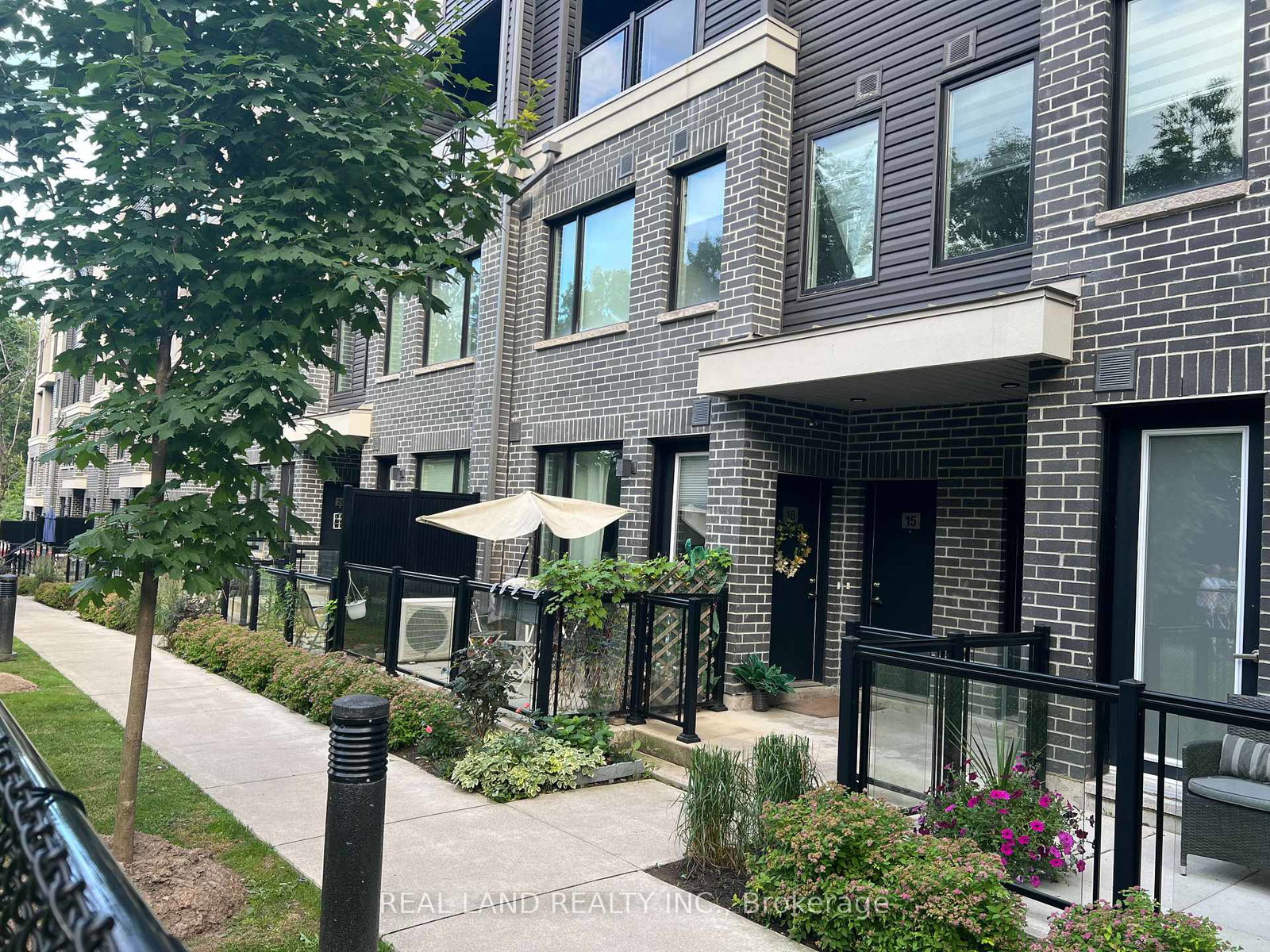 3483-widdicombe-way-mississauga-ontario-w12390280