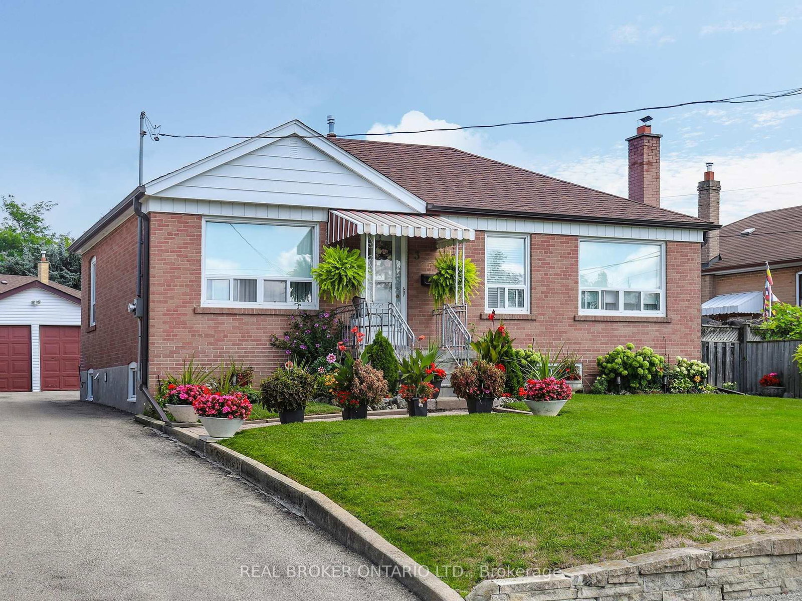 3-fairweather-road-north-york-ontario-w12390431