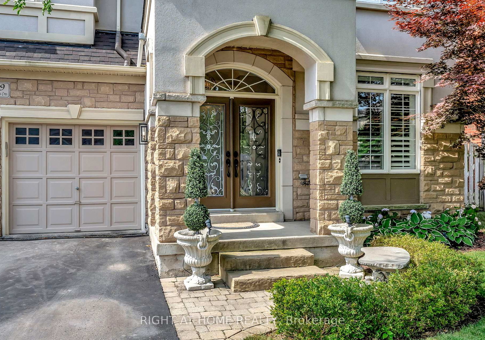 2469-whistling-springs-crescent-oakville-ontario-w12390813
