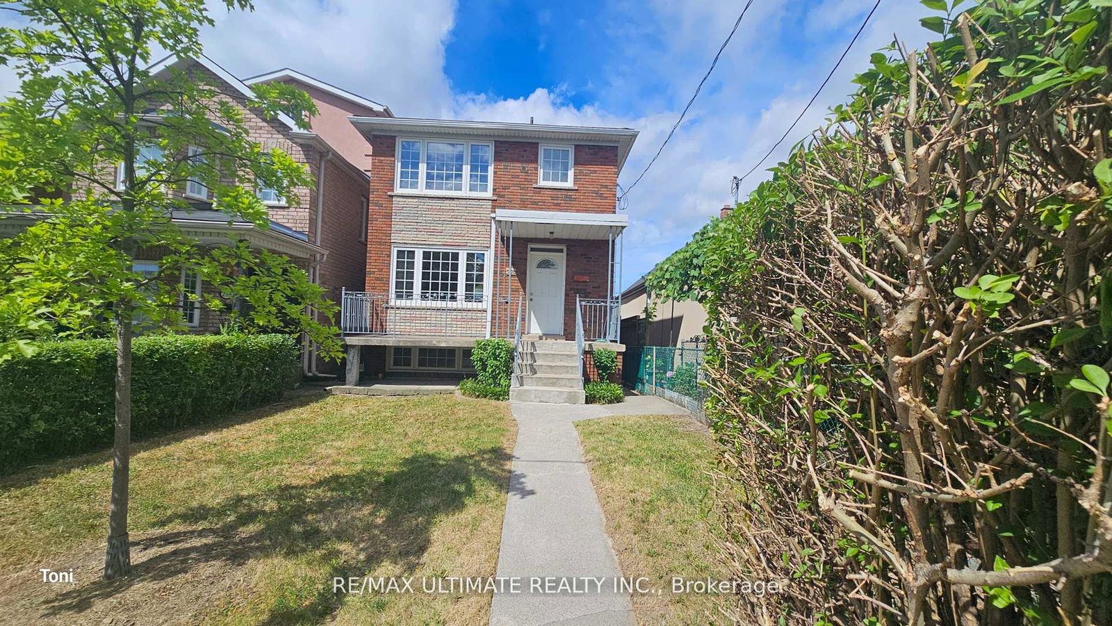 300-earlscourt-avenue-toronto-ontario-w12390886