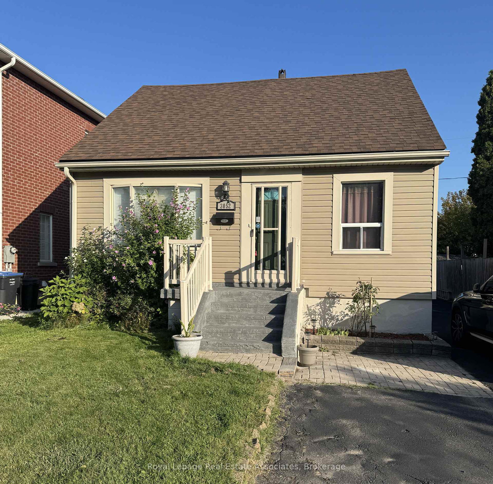 3052-mcnaughton-avenue-mississauga-ontario-w12390946