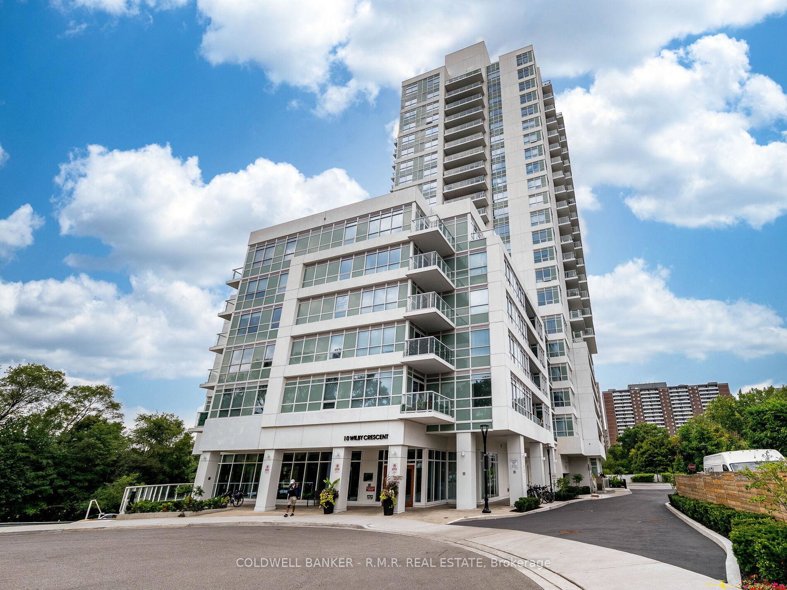10-wilby-crescent-north-york-ontario-w12390989