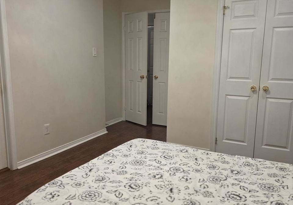 2398-britannia-road-mississauga-ontario-w12391050