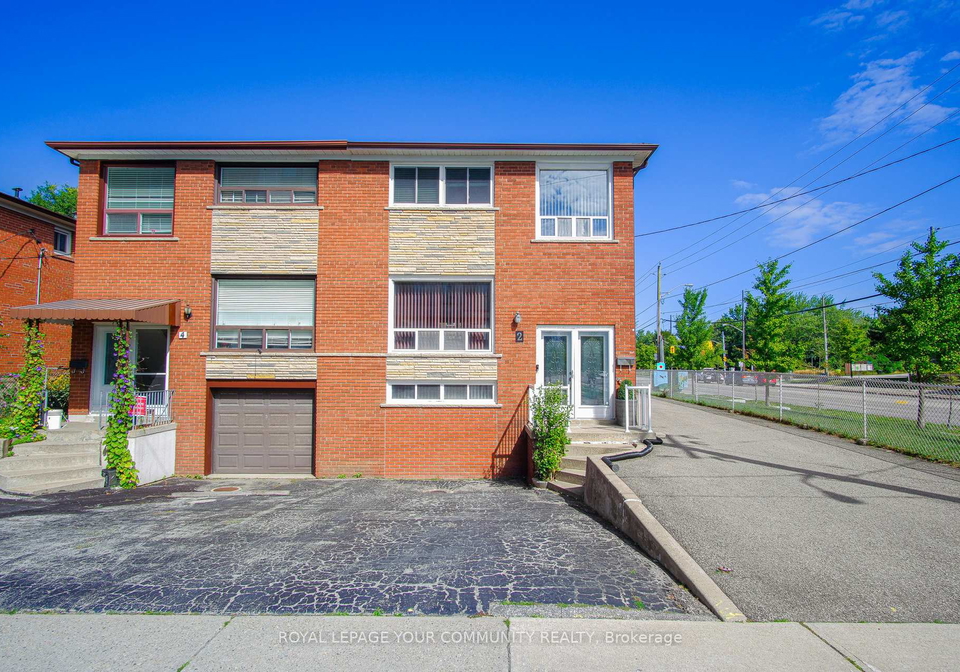 2-maryport-avenue-york-ontario-w12391092