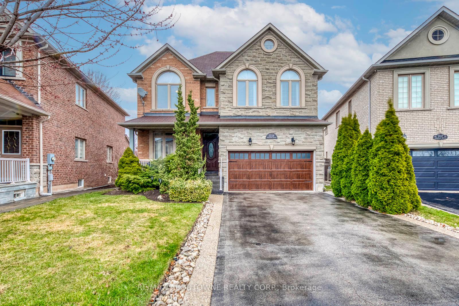 2218-hatfield-drive-oakville-ontario-w12391253