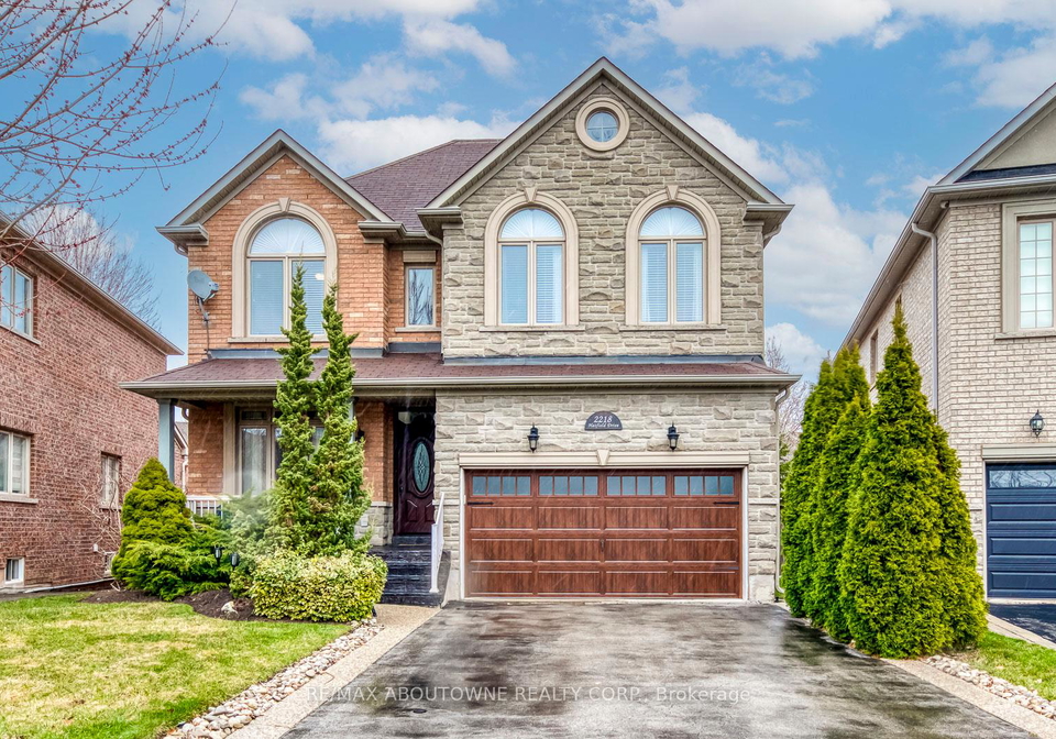 2218-hatfield-drive-oakville-ontario-w12391253
