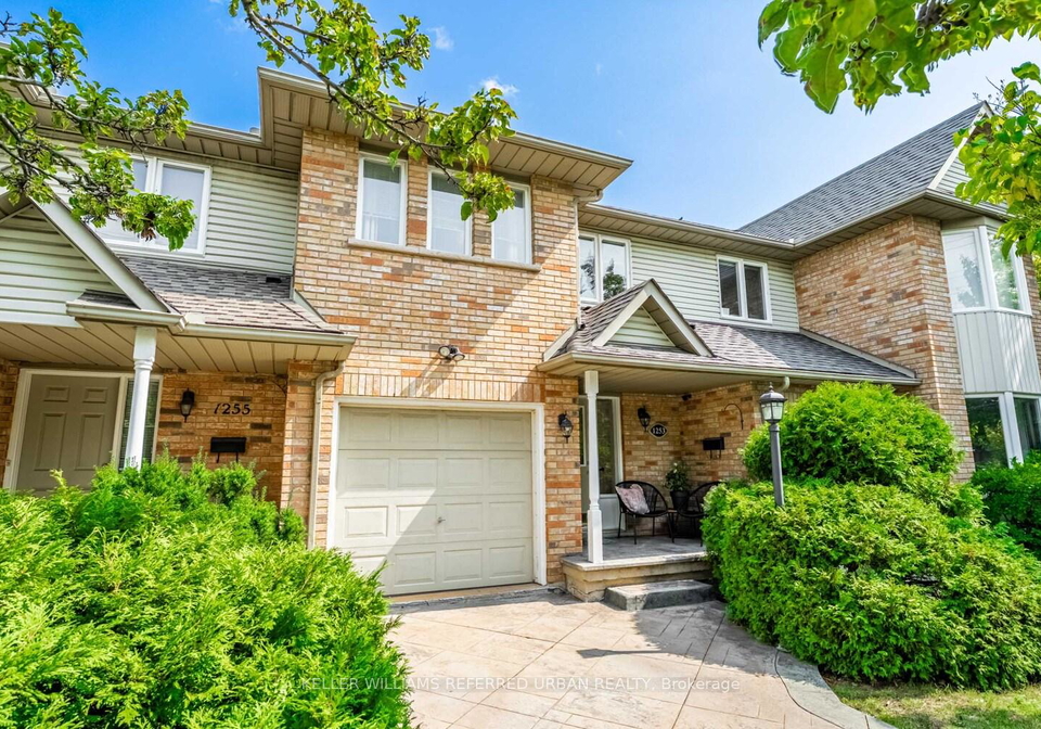 1253-walkers-line-burlington-ontario-w12391340