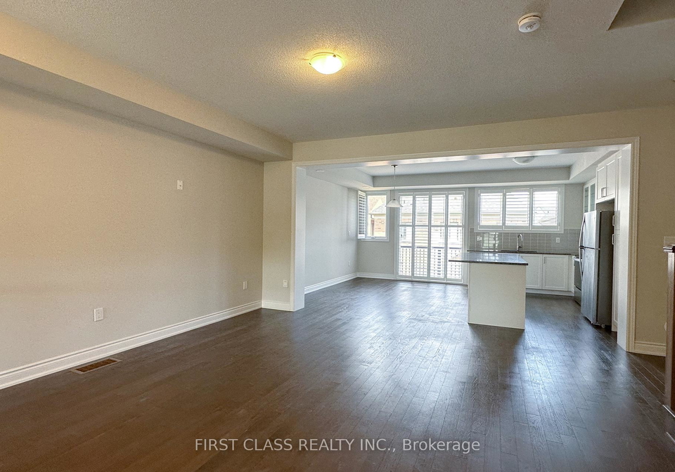 1476-yellow-rose-circle-oakville-ontario-w12391539