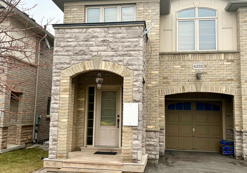 4232-thomas-alton-boulevard-burlington-ontario-w12391642