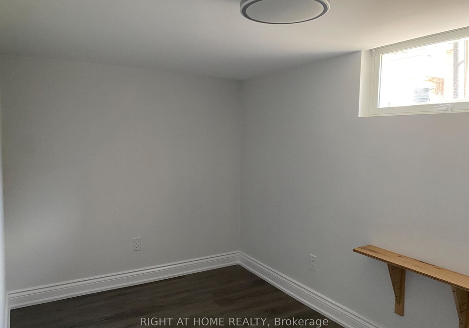 9-snowood-court-york-ontario-w12391823
