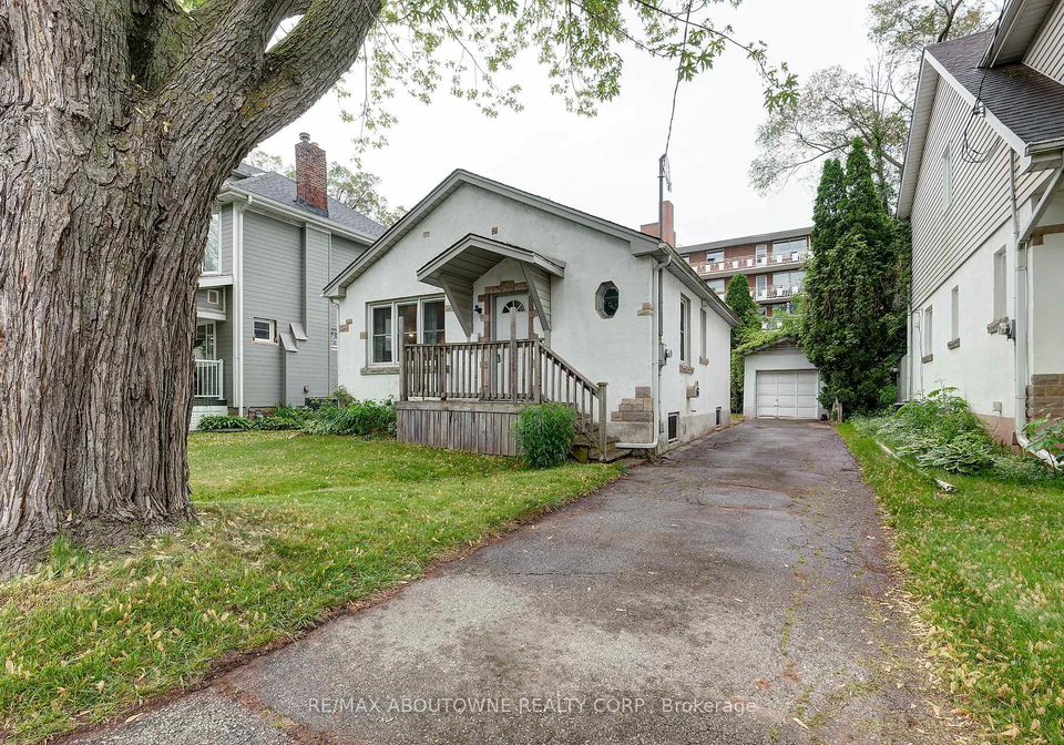 469-woodland-avenue-burlington-ontario-w12391948