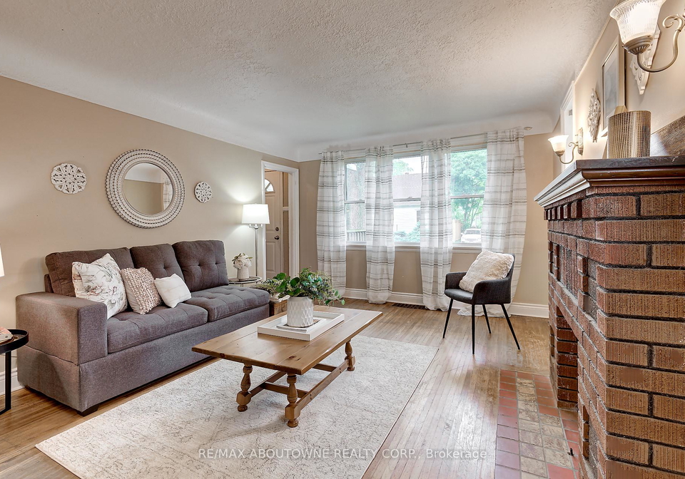 469-woodland-avenue-burlington-ontario-w12391948