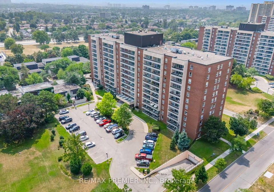 25-four-winds-drive-york-ontario-w12392134