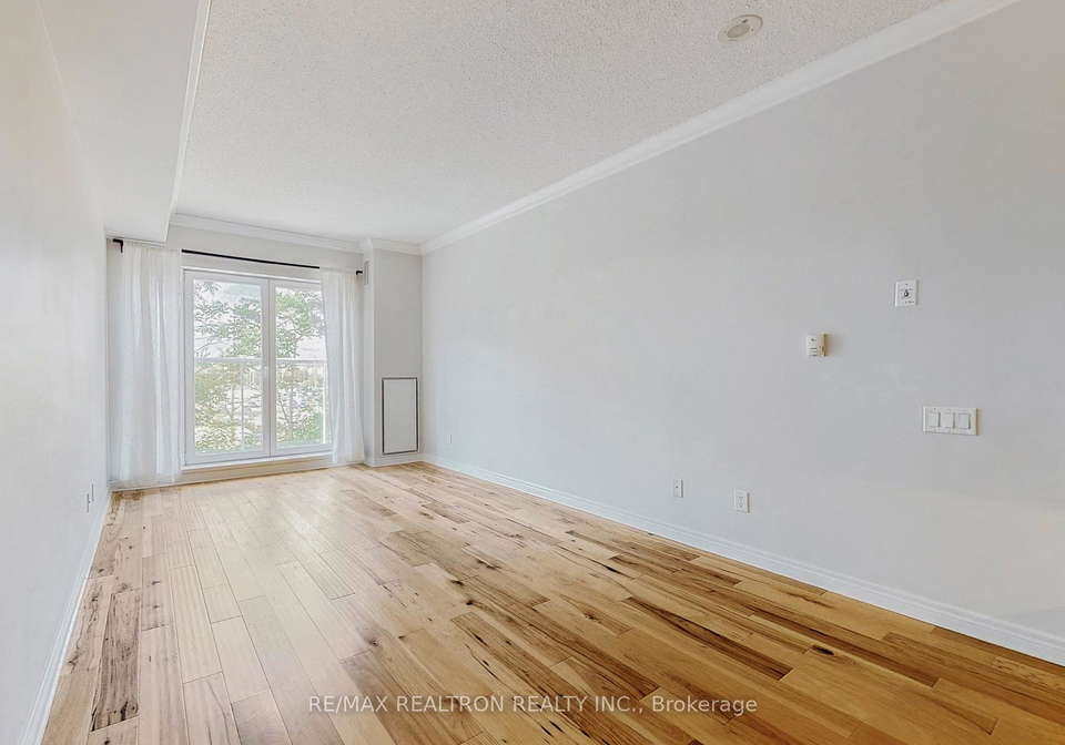 40-old-mill-road-oakville-ontario-w12392318