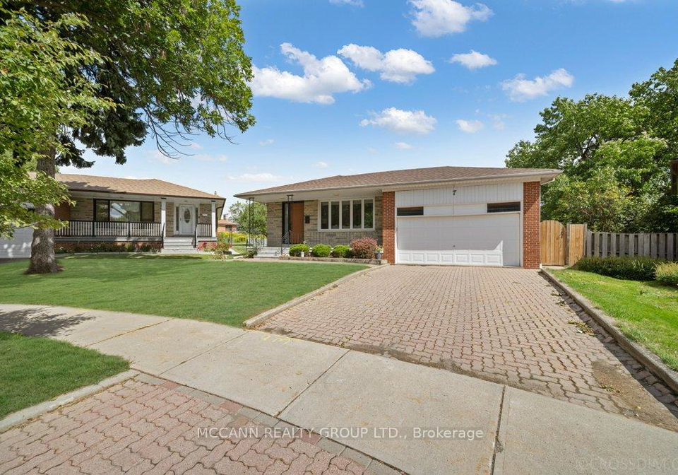 7-carswell-place-etobicoke-ontario-w12392495