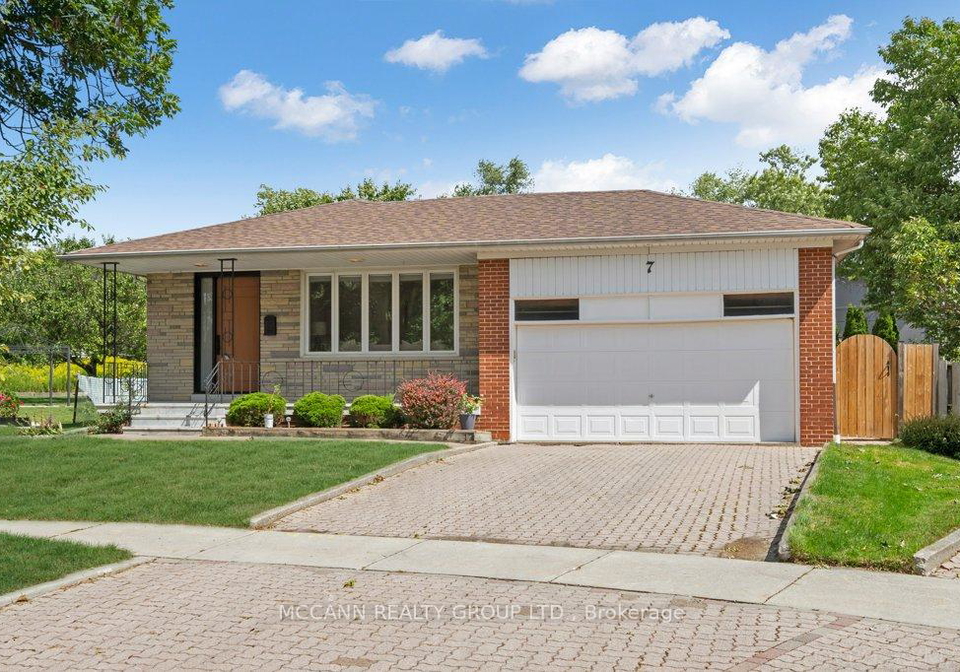 7-carswell-place-etobicoke-ontario-w12392495