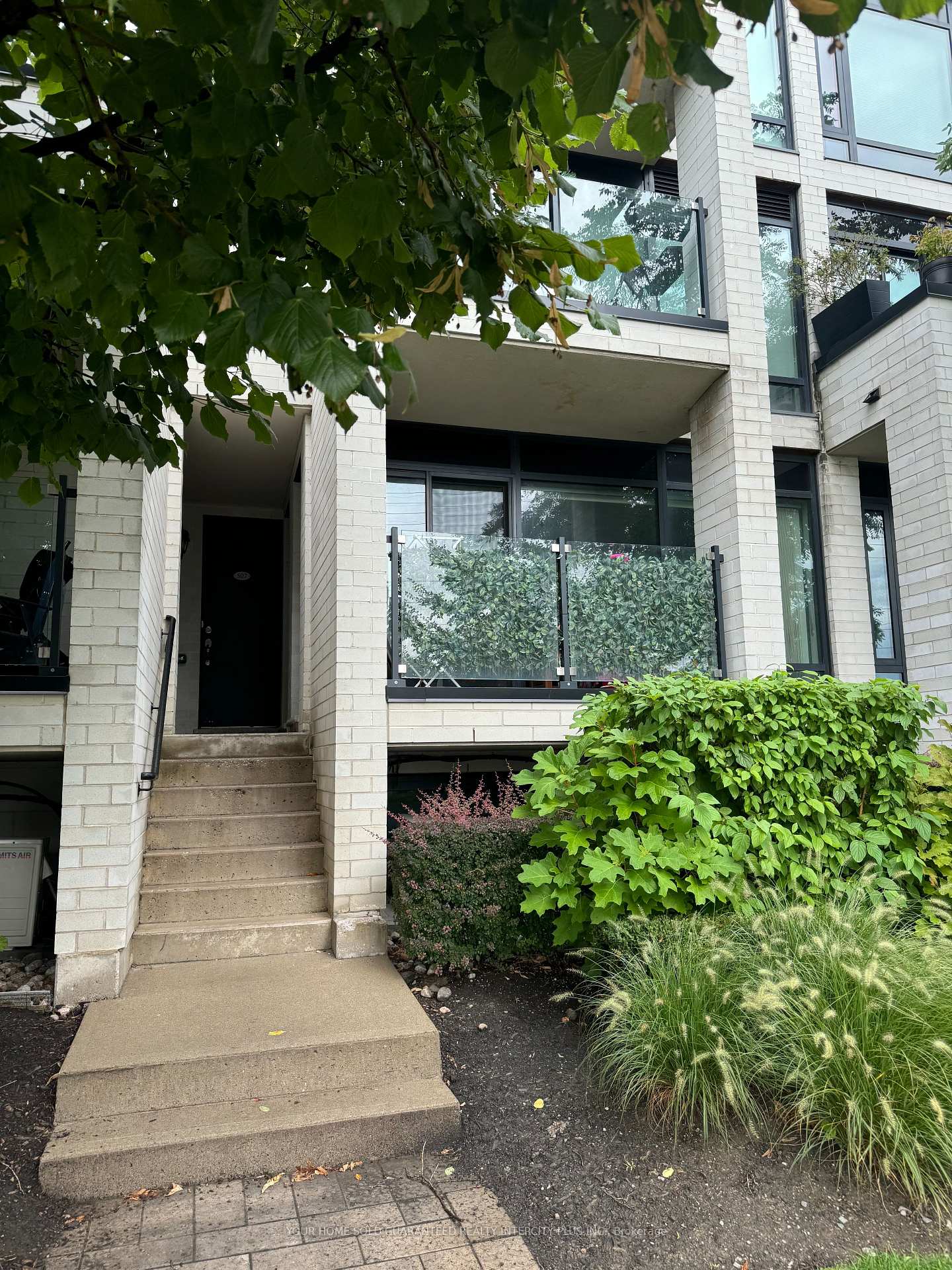 142-widdicombe-hill-boulevard-etobicoke-ontario-w12392700