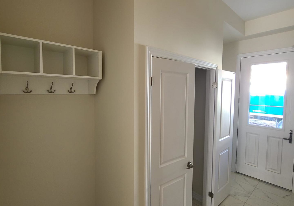 oakmont-common-burlington-ontario-w12392701