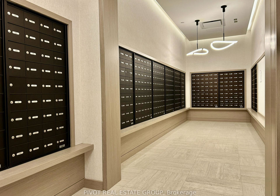 4015-the-exchange-mississauga-ontario-w12392767