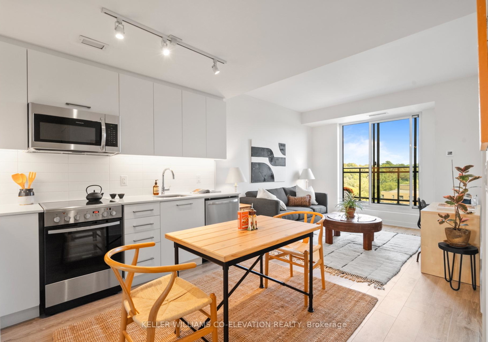 1-neighbourhood-lane-etobicoke-ontario-w12392961